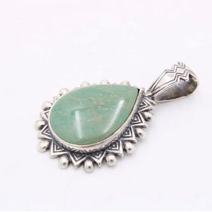 CAROLYN POLLACK * Sterling Southwest Crafted Pendant With Turquoise Oval Stone